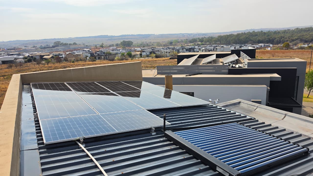 Solar panel cleaning project — Modern home rooftop system